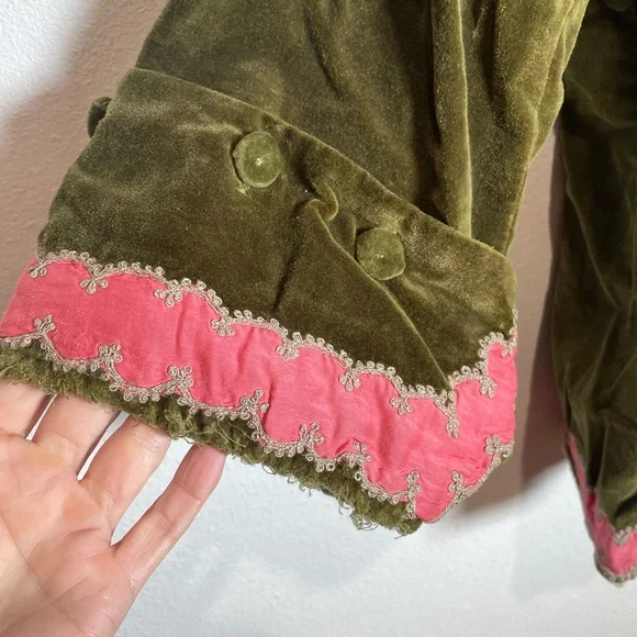 Magnolia Pearl Olive Green Velvet Jacket - Picture 4 of 10